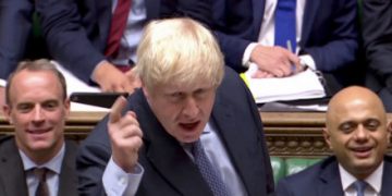 El Parlamento británico frena a Boris Johnson de un Brexit sin acuerdo