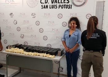 Detienen a mujer con una gran cantidad de droga