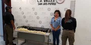 Detienen a mujer con una gran cantidad de droga