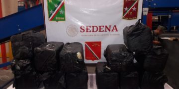 En el Aeropuerto Ponciano Arriaga, fueron asegurados 140 kg de mariguana