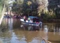 #VIDEO Instante en que joven cae de trajinera en Xochimilco y muere