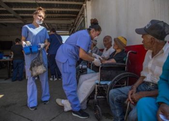 Buscan exentar de impuestos a organizaciones altruistas