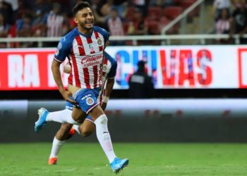 Comisión Disciplinaria decidirá si impone sanción a Alexis Vega