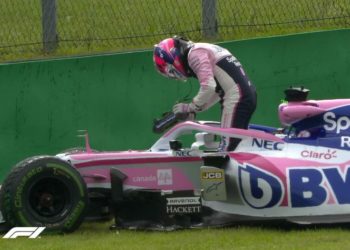 ‘Checo’ Pérez choca contra el muro