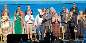 Exigen 30 premios Nobel nueva estrategia global contra el ‘narco’