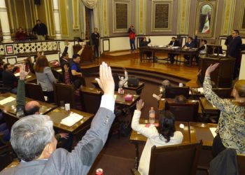 Presos políticos y mujeres que abortaron podrán indultar en Puebla