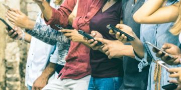 Millennials esperan que los mantengan y no se preocupan ni ocupan por su retiro