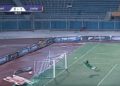 #VIDEO Portero egipcio despeja un remate imposible
