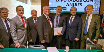 Rector de la UASLP gestiona más recursos para la Educación Superior