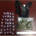 Detienen a 4 personas con dosis de cristal y bolsas de marihuana