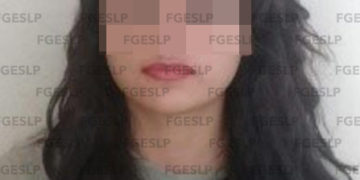 Por probable robo equiparado detienen a una joven mujer