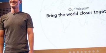 Mark Zuckerberg admite que las fake news son algo con lo que hay que vivir