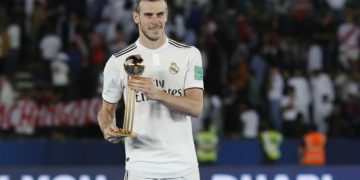 Gareth Bale viaja a Londres para negociar su salida del Real Madrid