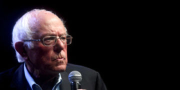 Bernie Sanders es hospitalizado por una arteria bloqueada