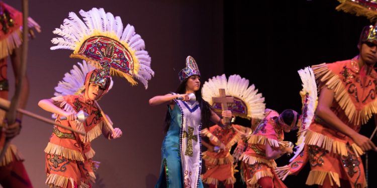 COBACH celebra 35 aniversario con gala cultural