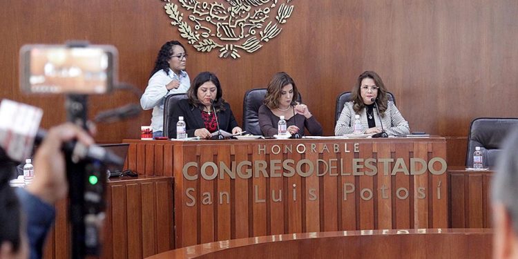 Congreso y medios de comunicación afinan en reunión, reformas a la Ley de Protección al Periodismo