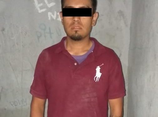 Detienen a presunto que buscaba ingresar por la fuerza a un comercio