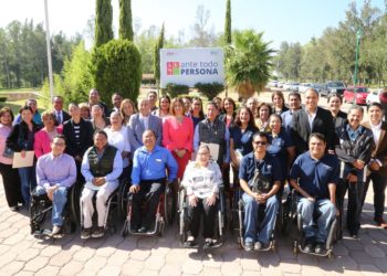 Capacitan a funcionarios en derechos humanos de personas con discapacidad
