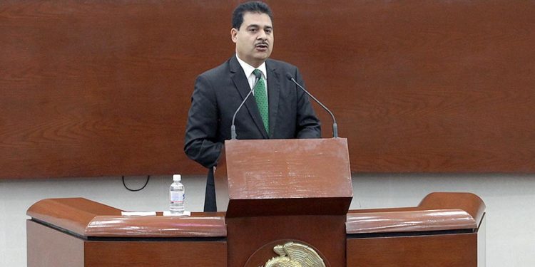 Buscan modificar Ley de los trabajadores del estado