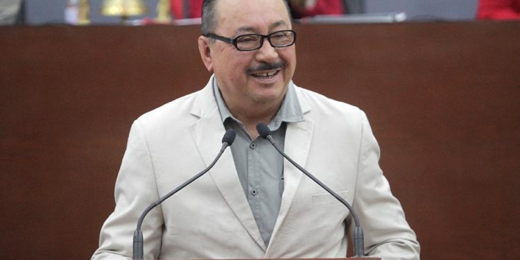 Aprueban reformas a la Ley de Salud para erradicar obesidad y diabetes