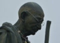 Roban cenizas de Mahatma Gandhi en el 150 aniversario de su natalicio