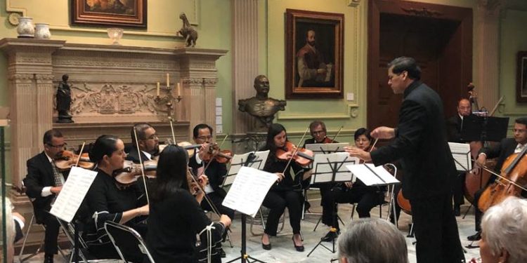 Se invita al concierto de la Camerata
