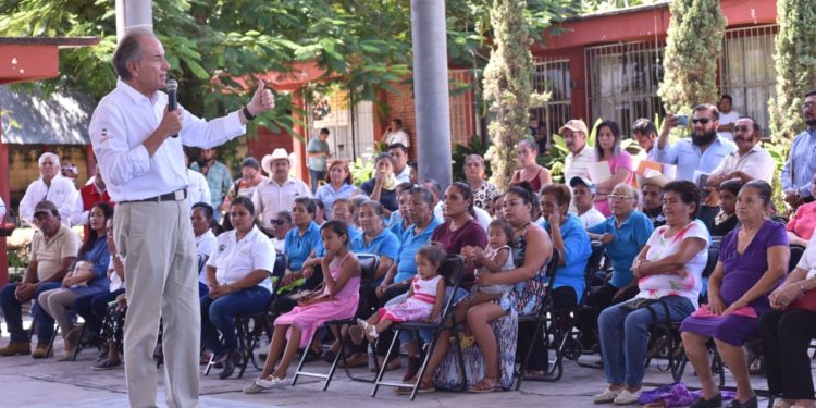 El gobernador realizó gira de trabajo en Tamasopo