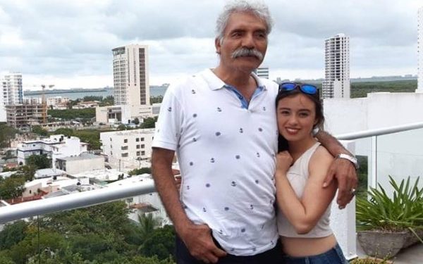 Conoce a la joven esposa de José Manuel Mireles que es 39 años menor que él