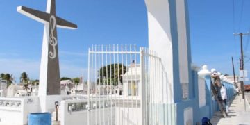 Realizan trabajos de mantenimiento y remozamiento de panteones