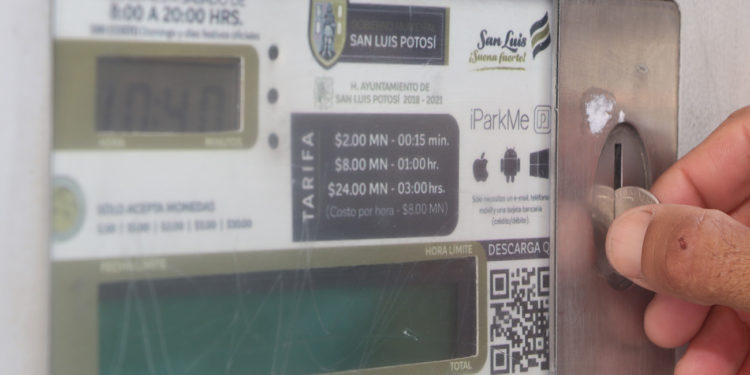Detectan irregularidades en empresa relacionada con parquímetros