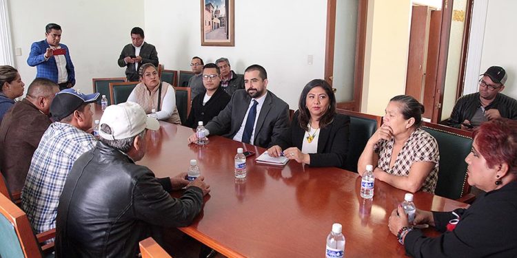 Reunión de Habitantes de Villa de Zaragoza con diputados