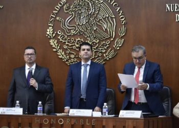 Gobierno del Estado comparece ante diputados de la LXII Legislatura