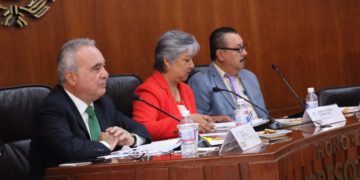 Titular de la SEGE comparece ante la LXII Legislatura