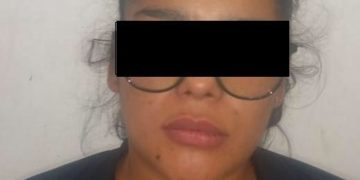 Aseguran a mujer acusada de robo