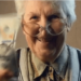 Abuelita vende pintura medieval de su cocina en millones