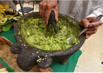 Comer aguacate no te ayuda a reducir el colesterol