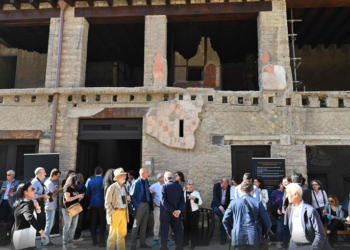 Se reabre la Casa del Bicentenario en Italia