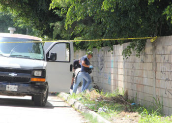 Detienen a dos sujetos con la cabeza humana; más tarde localizaron el cuerpo