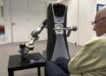 Robots a prueba en Japón para cuidar abuelitos