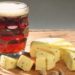 Quesos y bebidas alcohólicas causan migraña