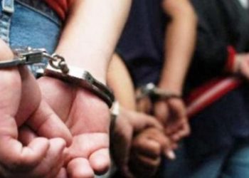 Detienen a tres hombres por portación de arma de fuego