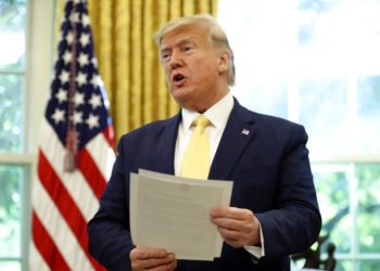 Aumenta Trump aranceles de hasta 50% a Turquía