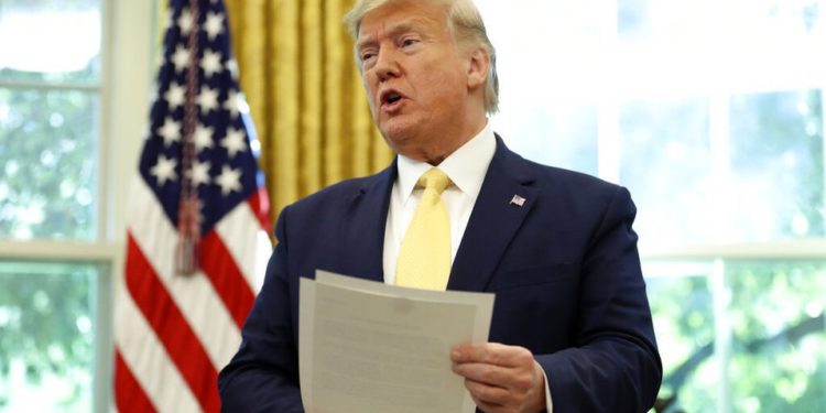 Aumenta Trump aranceles de hasta 50% a Turquía