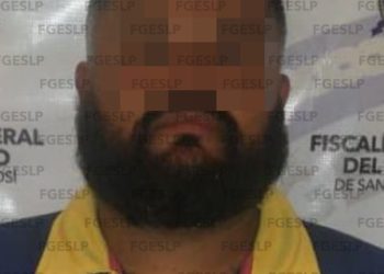Lo detienen por las placas y lo arrestan por posesión de drogas