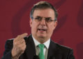 Dos mexicanos perecen durante el tiroteo en bar de Kansas: Ebrard