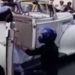 #VIDEO Su ex iba rumbo a su boda y él detiene el auto para pedirle que no se case