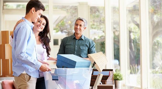 Haz felices a tus padres: crece y mudate de su casa