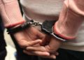 Detienen a mujer por robo a tienda departamental
