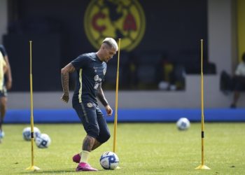 Nicolás Castillo regresa a las canchas
