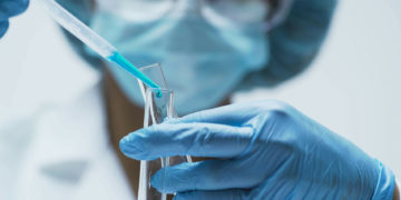 España ordena el retiro de medicamento que salva la vida a los alérgicos